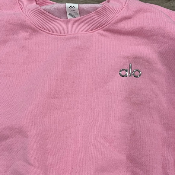 Alo Yoga 💗 NWT Cropped Accolade Crewneck in Sweet Pink - S - Picture 7 of 12